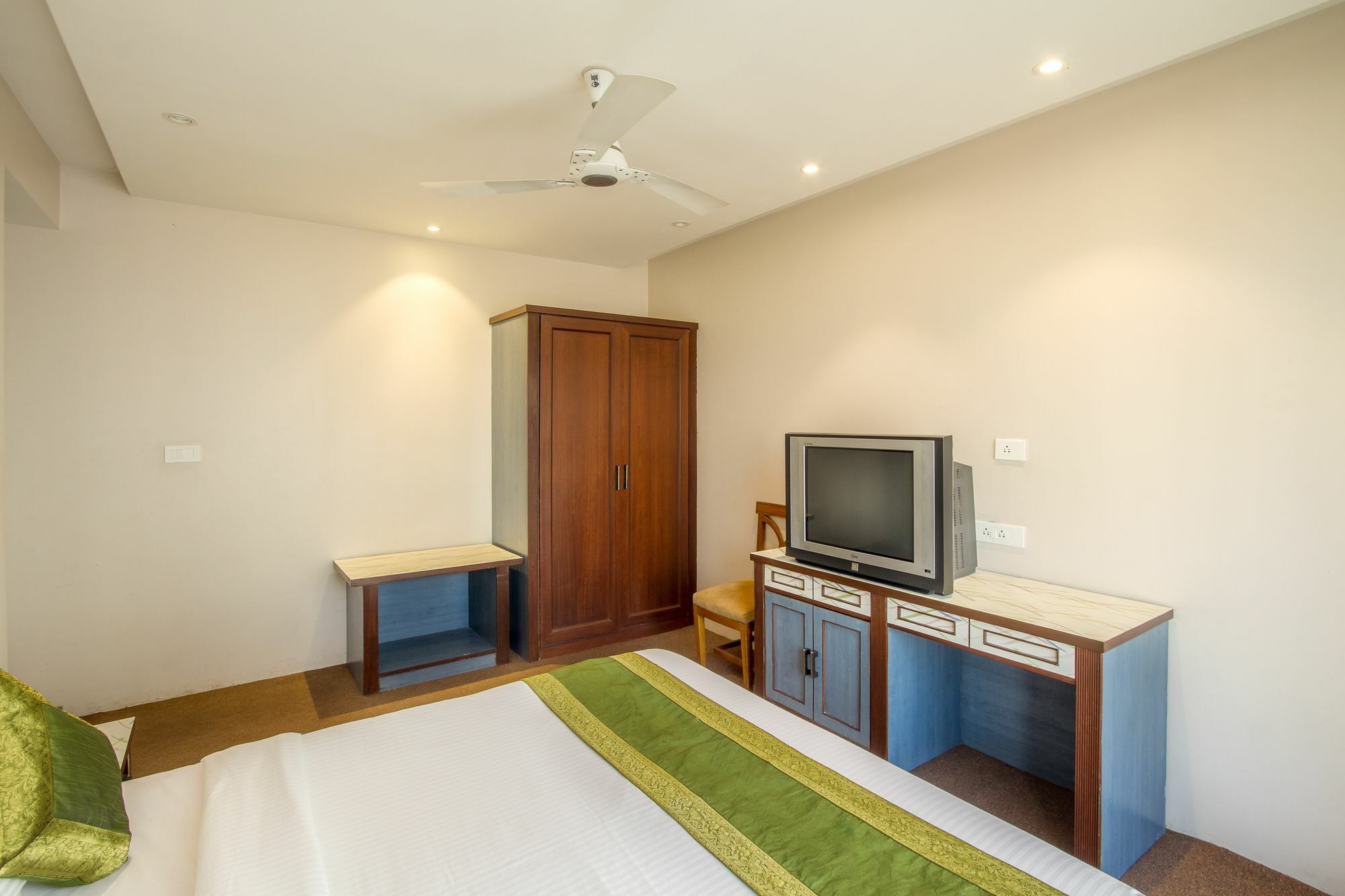 Hotel Treebo Trend Bel Air Pune